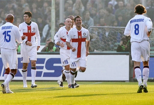 解析费城费城人队的攻击性文化从哈珀到舒瓦伯的重炮建队观