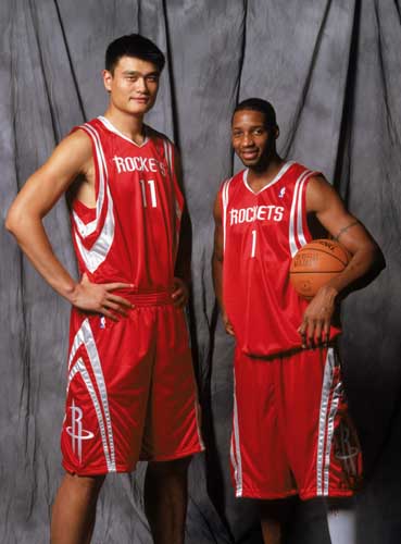 2016 年：大都会队传奇捕手皮亚萨（Mike Piazza）正式入选名人堂