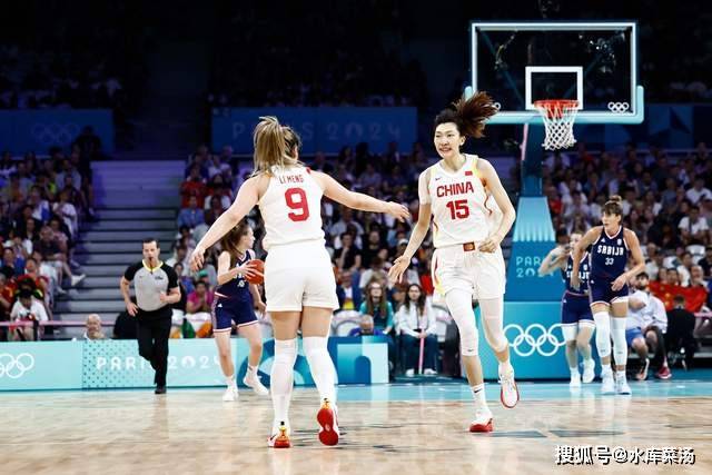 詹姆斯此前连续1282场得分上双，目前第3节剩8分钟5投0中仅得2分