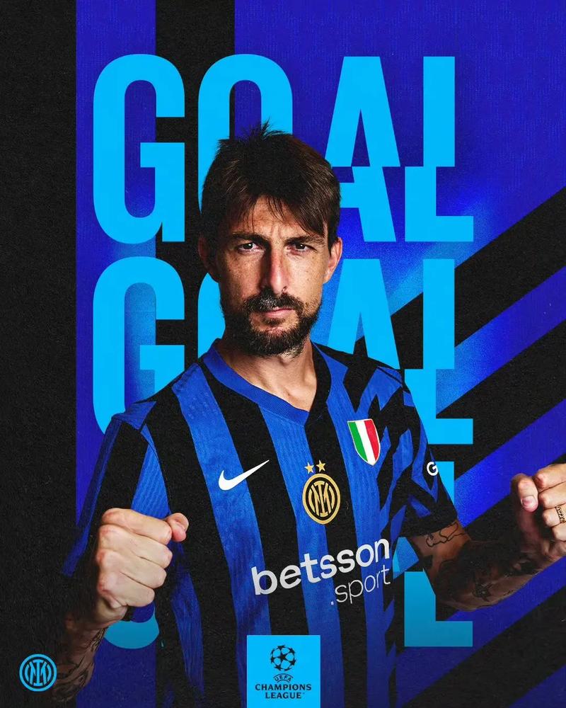 2018 赛季：红袜队穆奇·贝兹夺得 MVP 后，贝兹表示更喜欢打保龄球