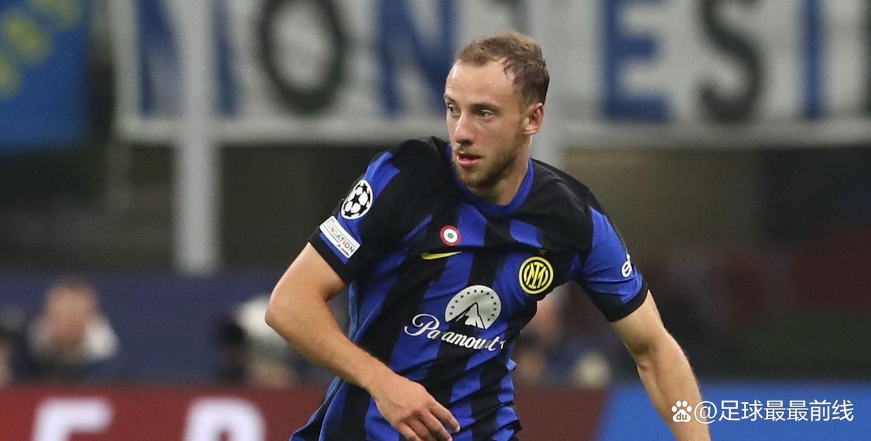 足球评论员如何分析比赛？