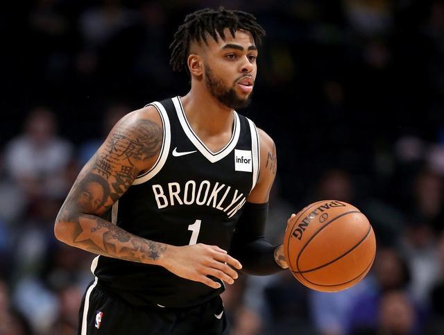 详解棒球规则中的“投手违例”定义及其对跑垒员进垒的补偿逻辑