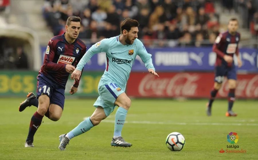 太带劲了！大腿音游《萌萌夹击》更新限时免费“裤袜”DLC