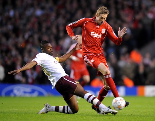 铃木一朗在 2019 年引退时，全日本各家报纸均以号外头条刊载其消息