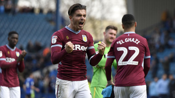 布克谈到对阵雄鹿的绝杀球： 当时那个战术本来是给KD设计的…