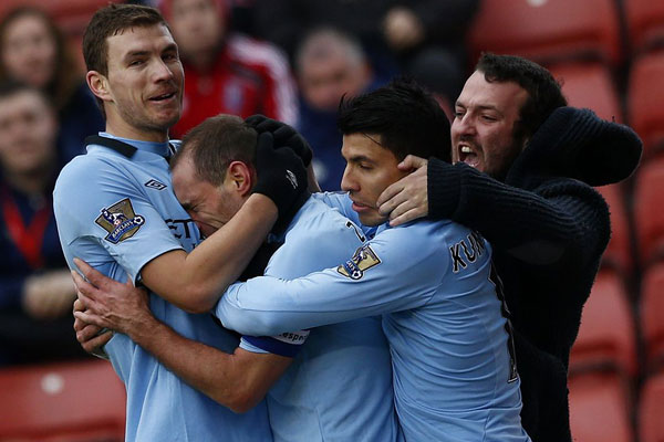 2024 赛季：洋基队贾吉（Aaron Judge）达成生涯第 300 支本垒打，史上最快