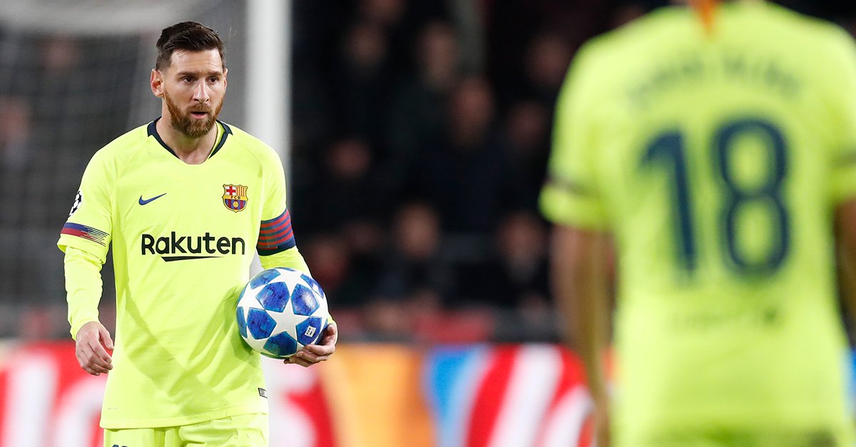 所以我很不明白当初一堆人说克劳德假装防守悍将的说法，他就是那个防守能力再假，但对于太阳来说也很重要啊，没了他太阳就是缺人，约翰逊，克莱格在防守端还是比克劳德差太远了