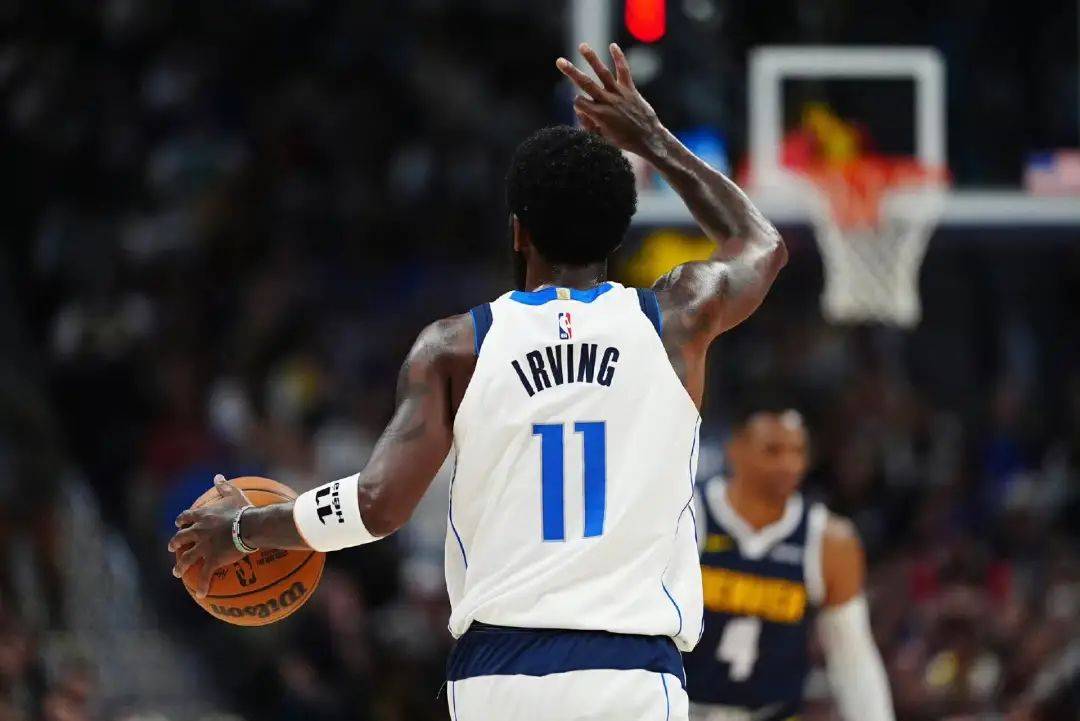 高校电竞学子的热爱，该怎么被接住？